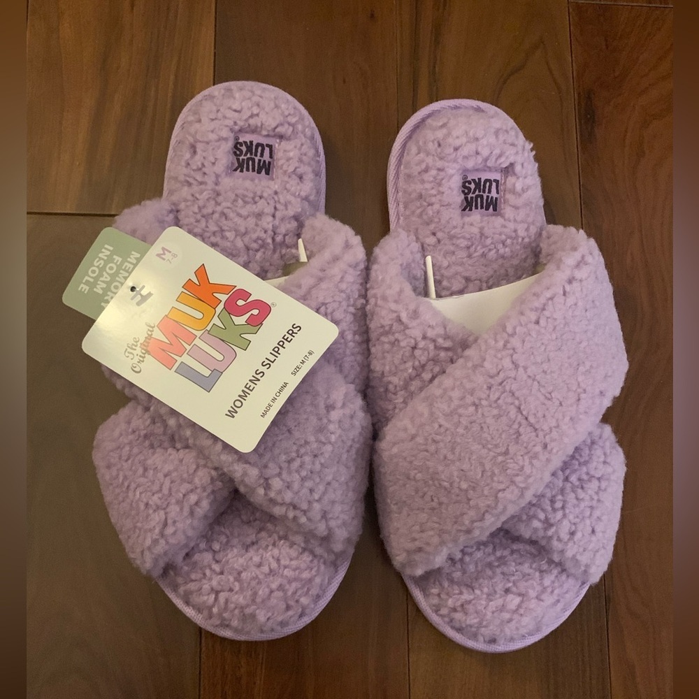 MUK LUKS Woman’s Slippers Medium(7-8) - Picture 4 of 4